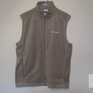 Columbia fleece vest